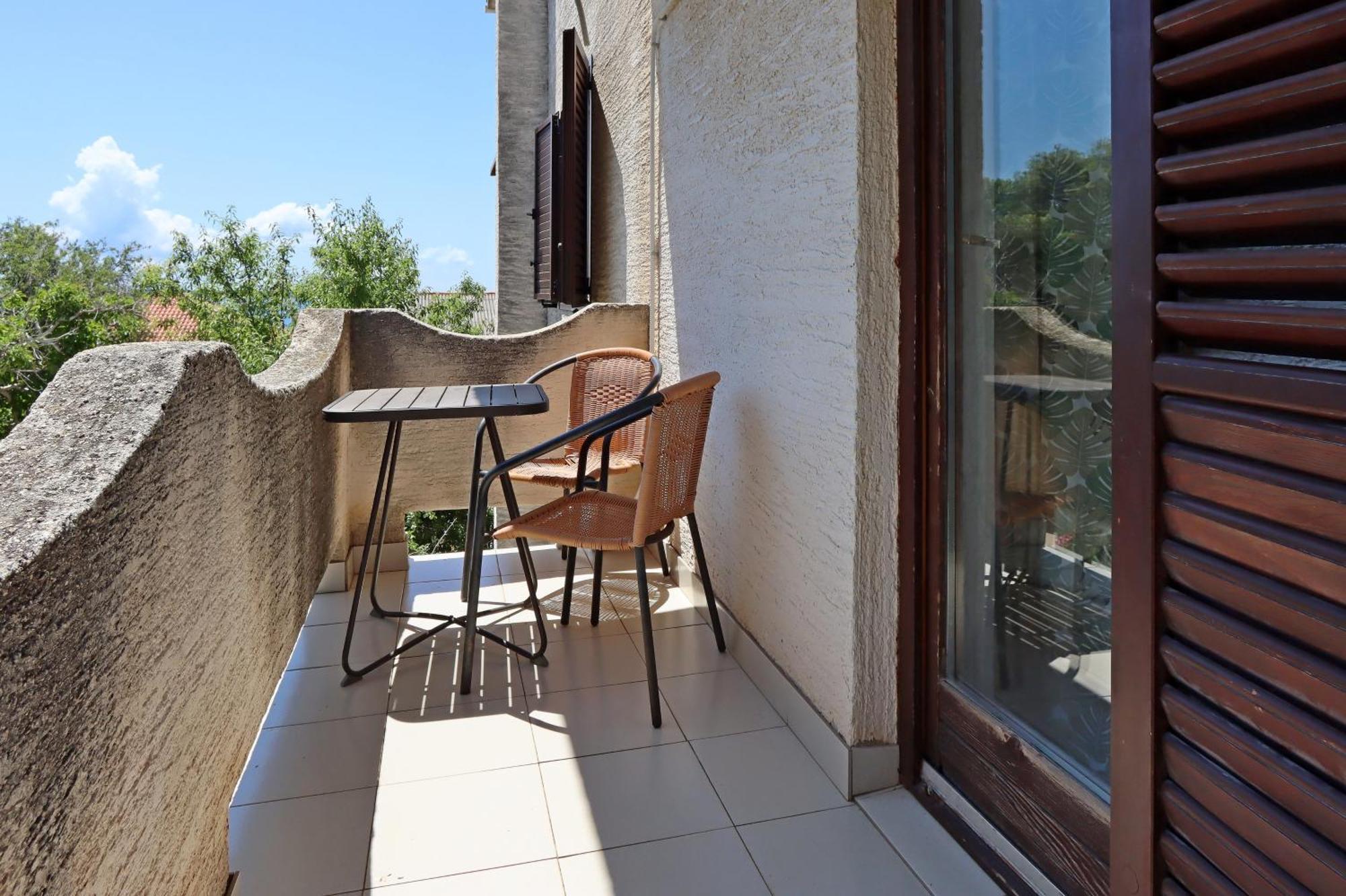Apartments By The Sea Mandre, Pag - 3084 Kolan Exterior foto