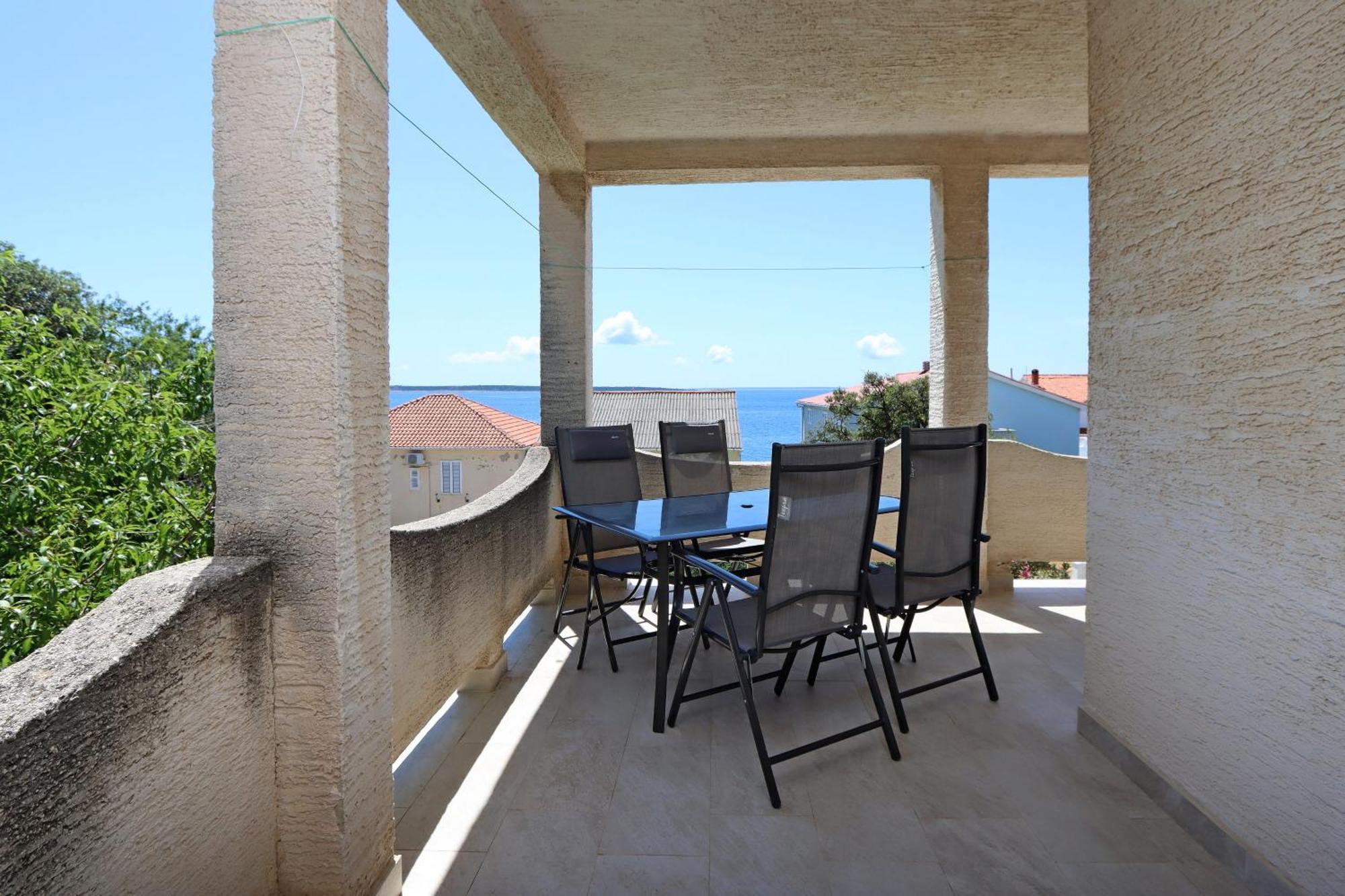 Apartments By The Sea Mandre, Pag - 3084 Kolan Exterior foto