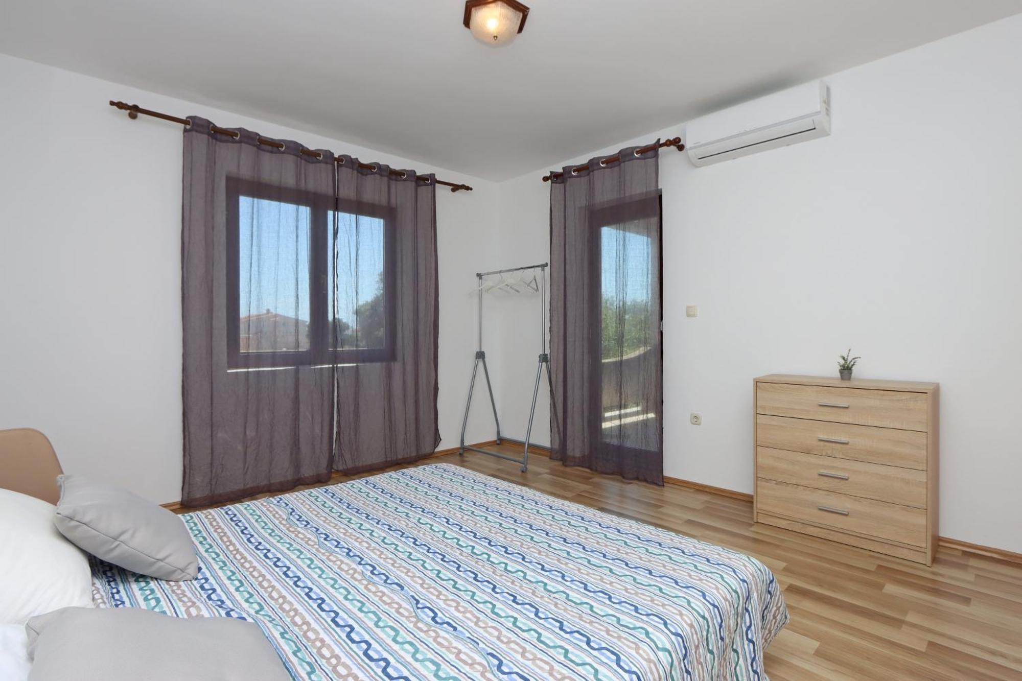 Apartments By The Sea Mandre, Pag - 3084 Kolan Zimmer foto